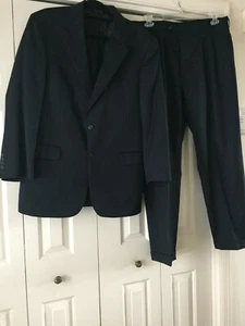 Jos A Bank NAVY BLUE Blazer suit W PANTS SZ 42R  - Picture 1 of 12