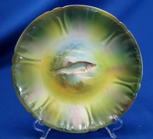 HANDSOME GERMAN UNDERWATER SCENE  FISH PLATE - Picture 1 of 4