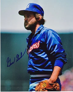 GENE GARBER ATLANTA BRAVES ACTION SIGNED 8x10 - Picture 1 of 1