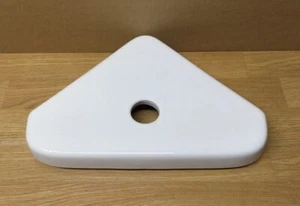 Toilet Cistern Lid = Unbranded 6727 Corner, Centre Flush, White, 355x240mm, C-02 - Picture 1 of 11