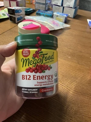 MegaFood B12 Energy - Gomitas Arándano 24 mcg 70. Exp 08/2026 Foto 1 de 4