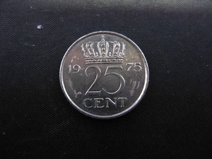 1975 Netherlands 25 Cents Coin (# 112) - Picture 1 of 2