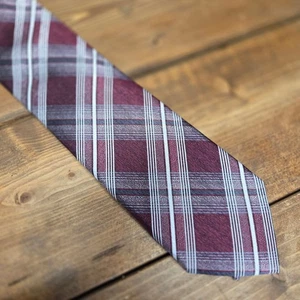Bruno Piattelli Men's Tie Burgundy Plaid Classic Length 100% Silk - Picture 1 of 4