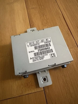 Módulo de control USB HONDA CR-Z 2011-2016 39113-SZT-A01-M1 OEM Foto 1 de 4