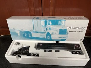 Mack Vision First Gear Semi and Trailer 1/50 #59-0003 - Picture 1 of 5