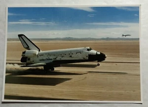 NASA Space Collection Shuttle Columbia atterra dopo la seconda missione nello spazio. PC - Foto 1 di 2