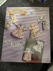 "Kitty" Engel Girlande - Daisy Kingdom 1997 - ergibt 4 Deko Puppen - Stoff - Bild 1 von 2