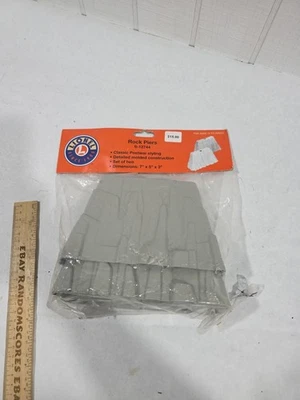 New Lionel  6-12744 Set Of 2 Rock Piers Postwar Styling O Gauge (Bridge) - Image 1 of 4
