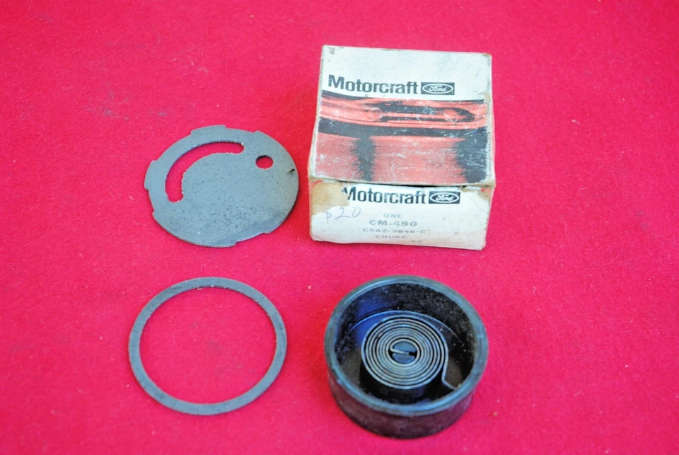 65 66 67 68 6970 Mustang nos ford 2100 y 4100 tapa obturadora coche y resorte c5az 9848 c Foto 1 de 2