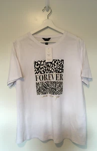 White Cotton T shirt. Black and gold animal print motif. Size 18. - Picture 1 of 9