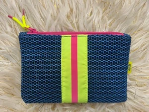 Borsa Ipsy Cosmetic Makeup Glam maglia blu rosa fluo giallo righe audaci 7" x 4,5" - Foto 1 di 6