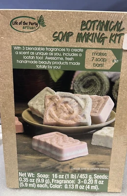 Botanical Soap Making Kit 57035 CELTIC DESIGN MAKES 7 BARS 3 FRAG MOLD LOOFAH NW - Image 1 of 4