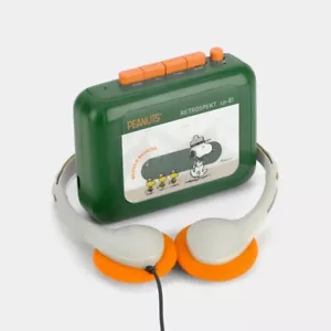 Retrospekt Peanuts Beagle Scouts Snoopy CP-81 lettore di cassette portatile - Foto 1 di 8