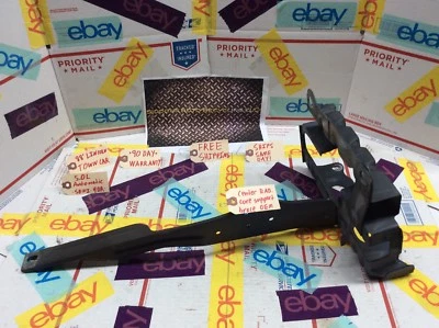 81 82 83 84 85 86 87 88 89 LINCOLN TOWN CAR RADIADOR SOPORTE CENTRAL NÚCLEO SOPORTE  Foto 1 de 4