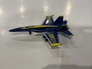 Maisto FA 18C, Jagdflugzeug Modell, Metall, U.S. Navy, Maßstab 1:135 - Bild 1 von 2