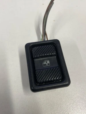 1990-1993 VOLKSWAGEN VW RABBIT CABRIOLET POWER WINDOW SWITCH AUTHNTIC SEE PICS!! - Image 1 of 2