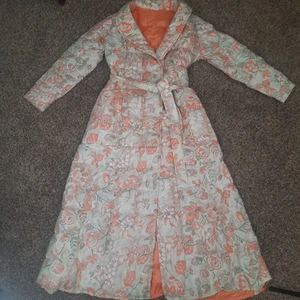 VTG Eddie Bauer Quilted Premium Goose Down Puffer Women Robe Size Small Floral.  - Picture 1 of 5