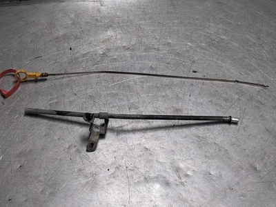 Varilla de medición de aceite de motor con tubo desde 2009 Nissan Altima 2.5 11140JA00A FWD Foto 1 de 4