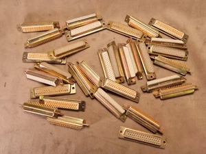 Eltra 881 050 Connectors LOT: 30pcs. - Picture 1 of 4