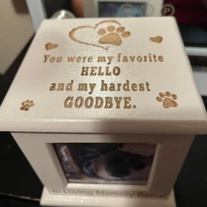 Katzenurne oder Hundeurne für Einäscherungsasche | Personalisierte Haustier Gedenkbox❤️ - Bild 1 von 12