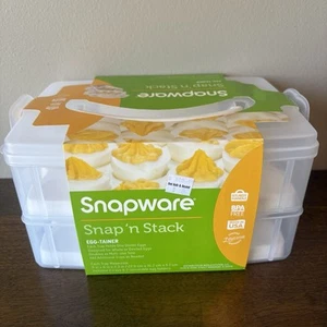 Snapware 2-Layer Snap 'N Stack Food Storage with Egg Holder Trays NEW - Picture 1 of 2