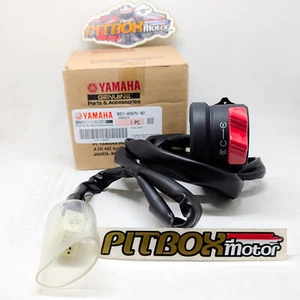 Interruptor de encendido derecho Yamaha YZF R3 2022/2023 BS7H397500 original Yamaha genuino - Imagen 1 de 12