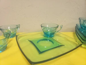 Rare Vintage Hazel Atlas Capri Blue Lunch snack plate with coffee / Tea Cup  - Picture 1 of 8