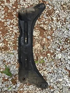 2003 Mazda Protege Speed 2.0L Crossmember Bracket Front - Picture 1 of 8