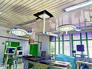 Nuevo Doble Cúpula LED OT Luces Quirúrgicas Operación Teatro Luz de Techo - Imagen 1 de 4