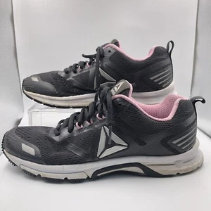Reebok Gray & Pink Ahary Runner Ladies Size 7.5 - Picture 1 of 12