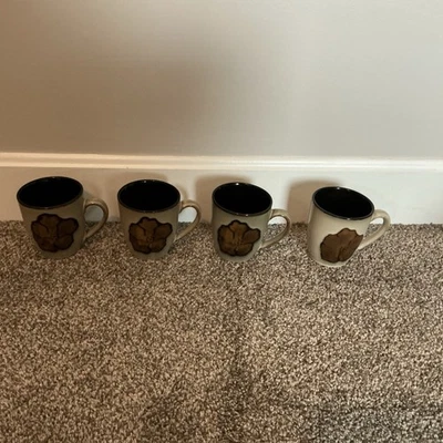 Juego de 4 tazas de café Pfaltzgraff amapolas pintadas cerámica gres marrones y bronceados Foto 1 de 3