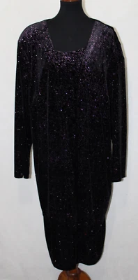 Almohadillas para el hombro Connected Woman talla 24W negro púrpura brillante terciopelo vestido de cóctel Foto 1 de 4