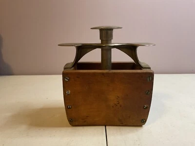 PRENSA MOLDE MANTEQUILLA VINTAGE - INUSUAL LATÓN MADERA TALLADA A MANO DISEÑO PRIMITIVO RARO Foto 1 de 4