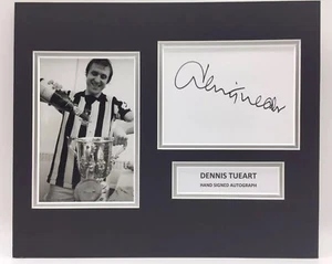 RARE Dennis Tueart Manchester City 1976 Signed Photo Display + COA AUTOGRAPH - Picture 1 of 3
