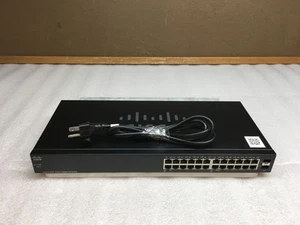 Commutateur Cisco SG110-24HP Gigabit PoE non géré - 24 ports de vitesse Giga - Photo 1/8