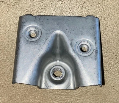 Suporte de farol de neblina dianteiro Mercedes-Benz - 163-880-19-14 - Para ML55 Amg e mais - Imagem 1 de 4