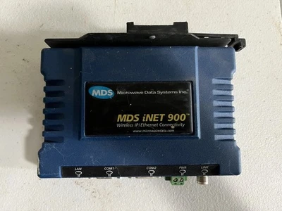 MDS iNET 900 | Access Point/Remote Dual Gateway | HL Spread Spectrum XCVR - Image 1 of 3