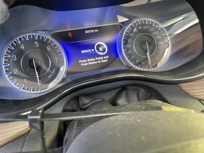 2015 CHRYSLER 200 C SPEEDOMETER INSTRUMENT GAUGE CLUSTER OEM 68105900A Foto 1 de 4