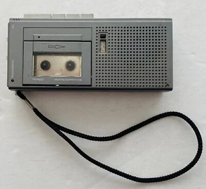 Grabadora de microcassette JC Penny 681-6105 de colección (sin probar, solo para piezas) - Imagen 1 de 3