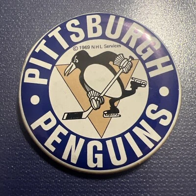 Vtg 1969 NHL Pittsburgh Penguins Pinback Button Pin Collectable  - Image 1 of 4