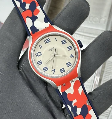 NUEVO✅ Reloj Hombre Swatch LOOK FOR ME Estuche Aluminio Camuflaje Silicona YES1000 Foto 1 de 4