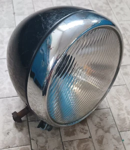 FARO ANTERIORE TOPOLINO A CON POCHI SEGNI SULLA CALOTTA NERA - Foto 1 di 3