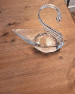 Swan glass trinket dish Collectable RARE - Picture 1 of 2