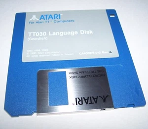 Neuf Stock Ancien Véritable Atari Tt 030 Ordinateur Suédois Langage Disque - Photo 1/1