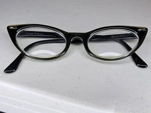 Shuron Eye Glasses Eyeglasses Frames Vintage Retro Cat Eye 5 1/2 46-20 USA - Picture 1 of 9