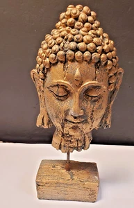 Escultura de cemento de pie dorado busto budista asiático 16,5" x 7" - Imagen 1 de 7