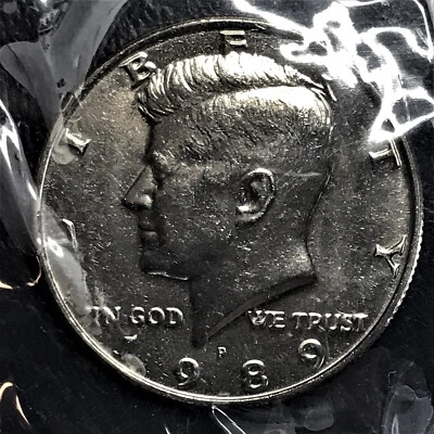 1989 P Kennedy Half Dollar Clad No Silver Brilliant Unc Sealed in Orig Cello BU - Image 1 of 2