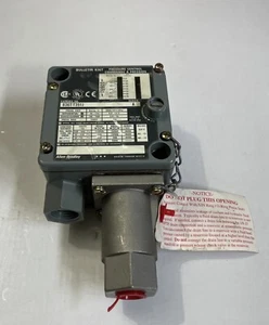 ALLEN-BRADLEY 836T-T351J DRUCKSCHALTER SERIE A - Bild 1 von 4