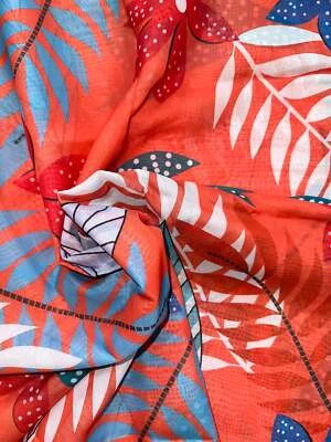 Estampado africano, tela de gasa - salmón, azul, blanco "Athilah's Garden", ~2 yardas Foto 1 de 4