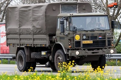 1/72 Dutch Post War DAF YA-4442 Truck. Painted Resin. 3800 Models on offer. - Image 1 of 2